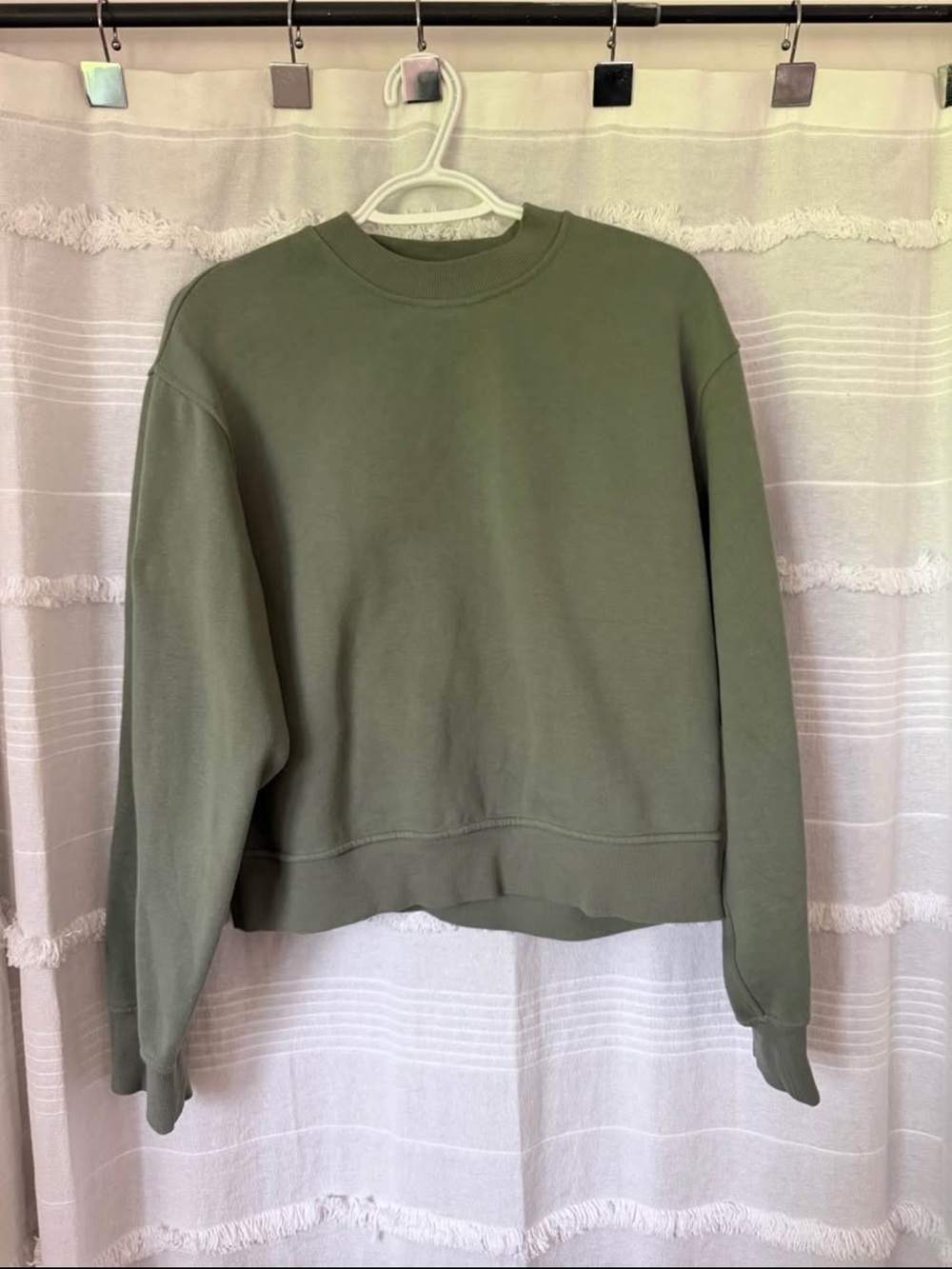 lululemon athletica Olive Green Crew Sweatshirt